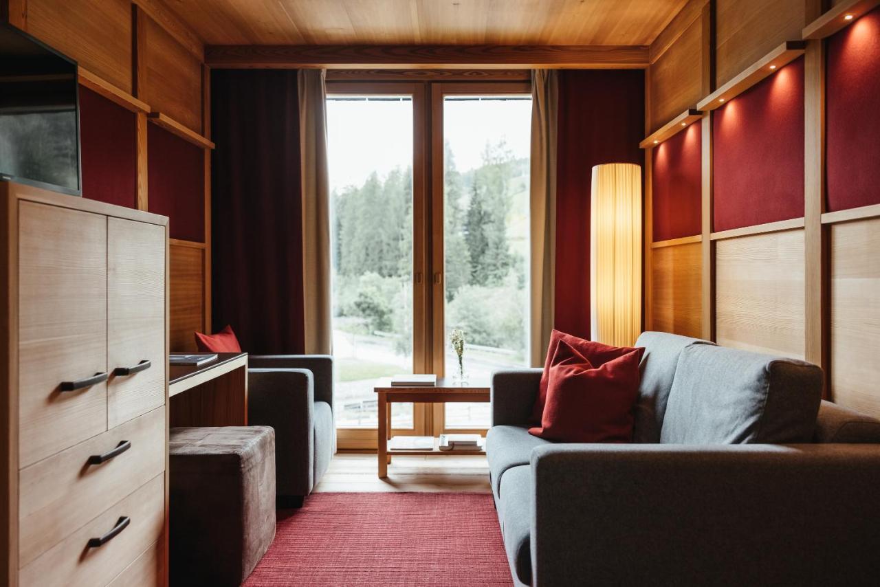 Lagacio Hotel Mountain Residence San Cassiano  Exterior photo