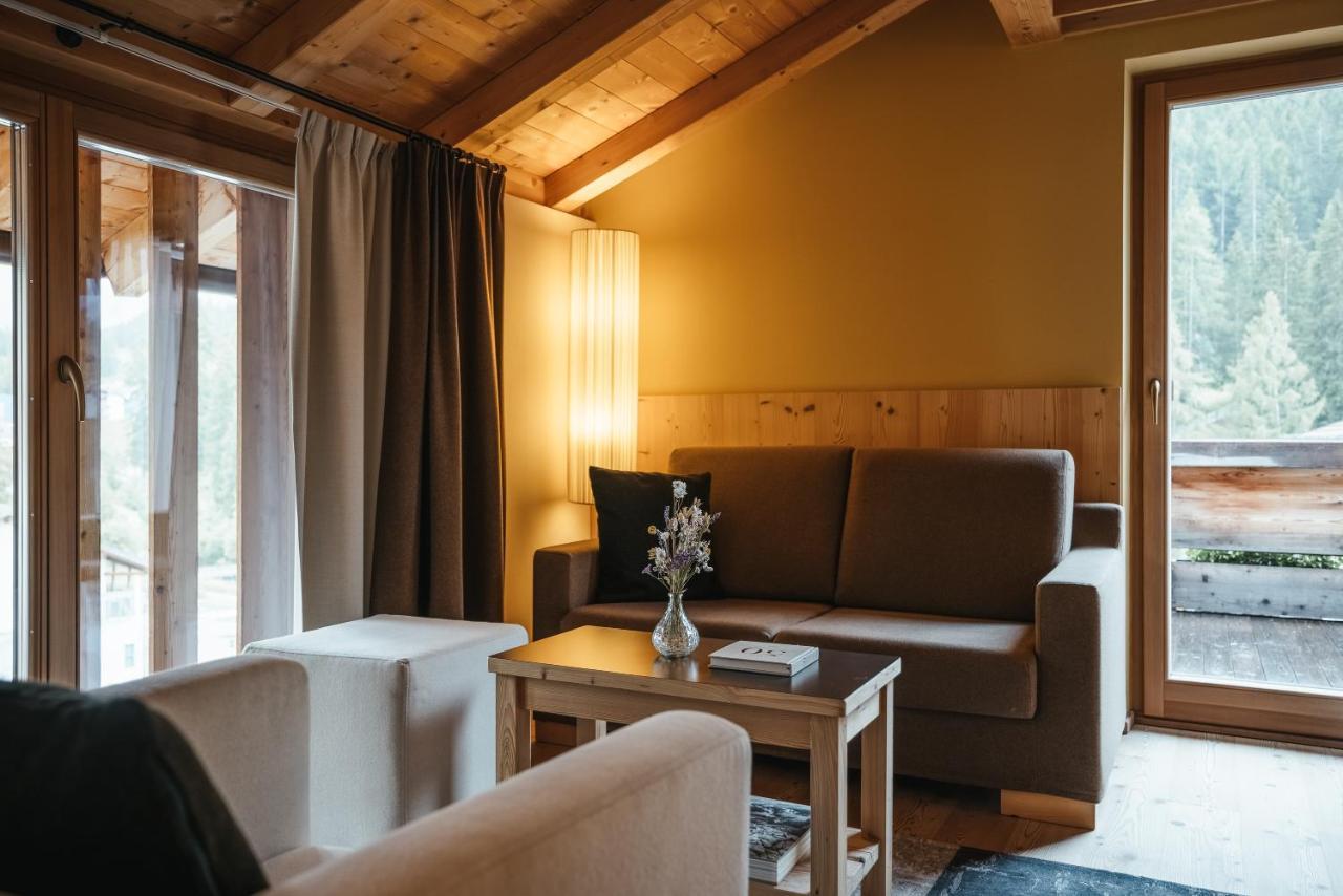 Lagacio Hotel Mountain Residence San Cassiano  Exterior photo