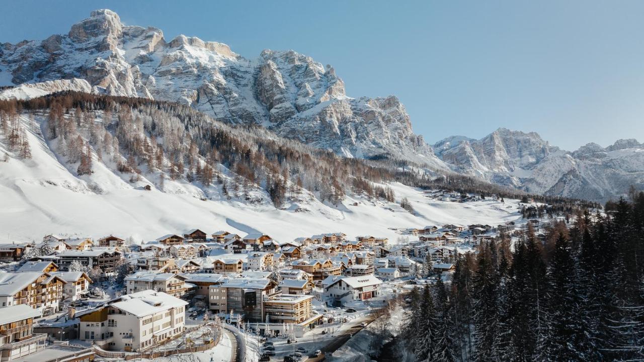 Lagacio Hotel Mountain Residence San Cassiano  Exterior photo